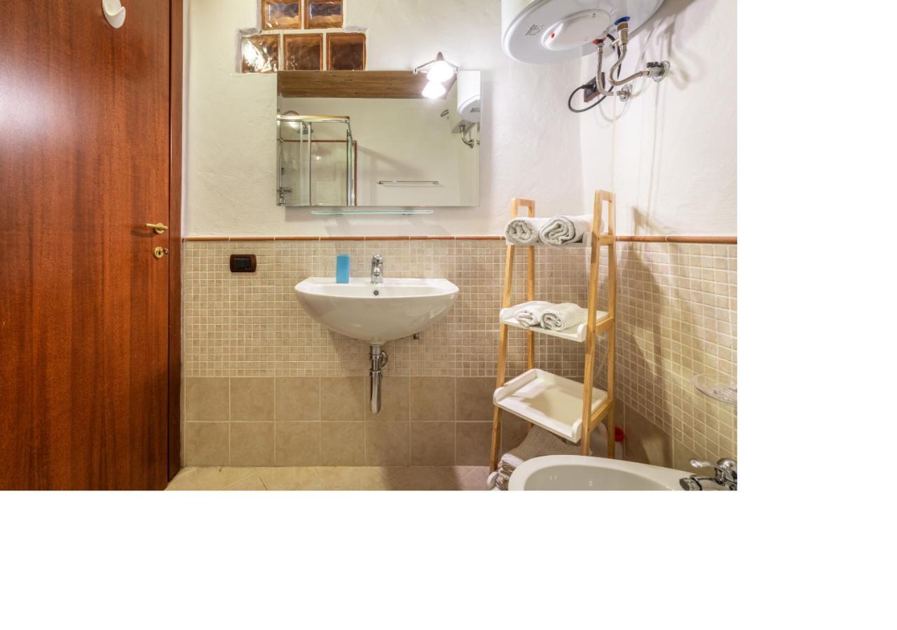 Oldtown Romantic Apartment Cagliari Exterior photo